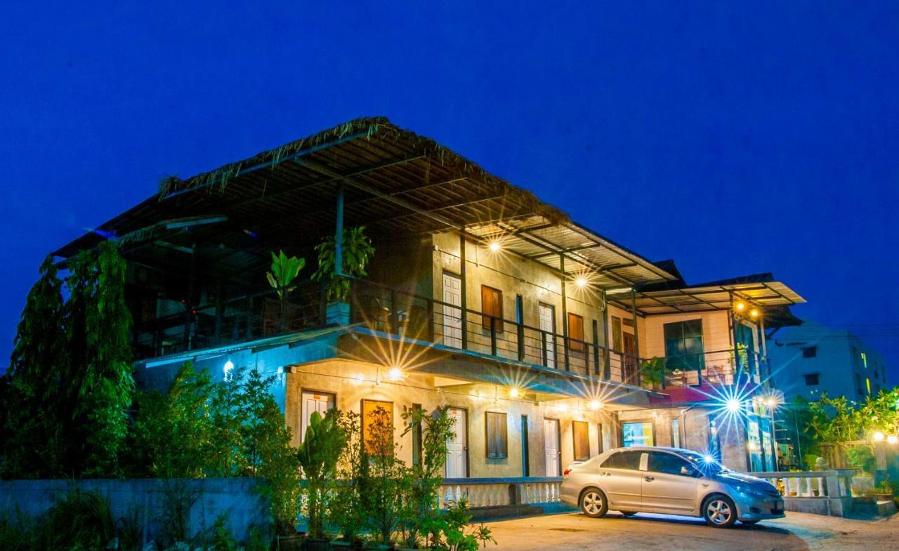 Baantung Homestay 묵다한 외부 사진